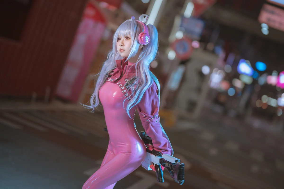 阳光美少女萌芽儿o0爱丽丝主题户外性感粉红连体衣紧身秀凹凸身材撩人诱惑写真108P