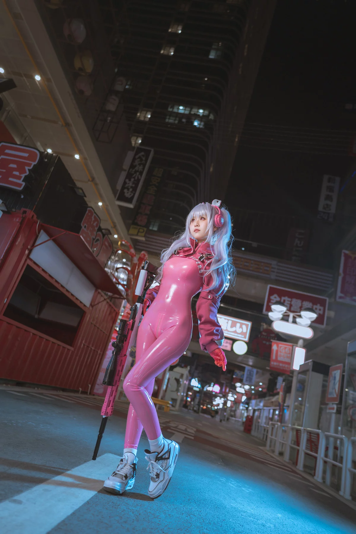 阳光美少女萌芽儿o0爱丽丝主题户外性感粉红连体衣紧身秀凹凸身材撩人诱惑写真108P