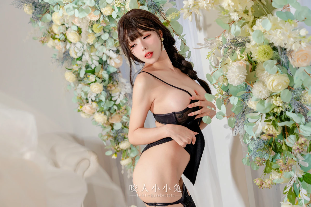 颜值博主咬一口兔娘婚前最后一夜主题私房性感黑色蕾丝内衣配黑丝袜秀惹火身材诱惑写真75P