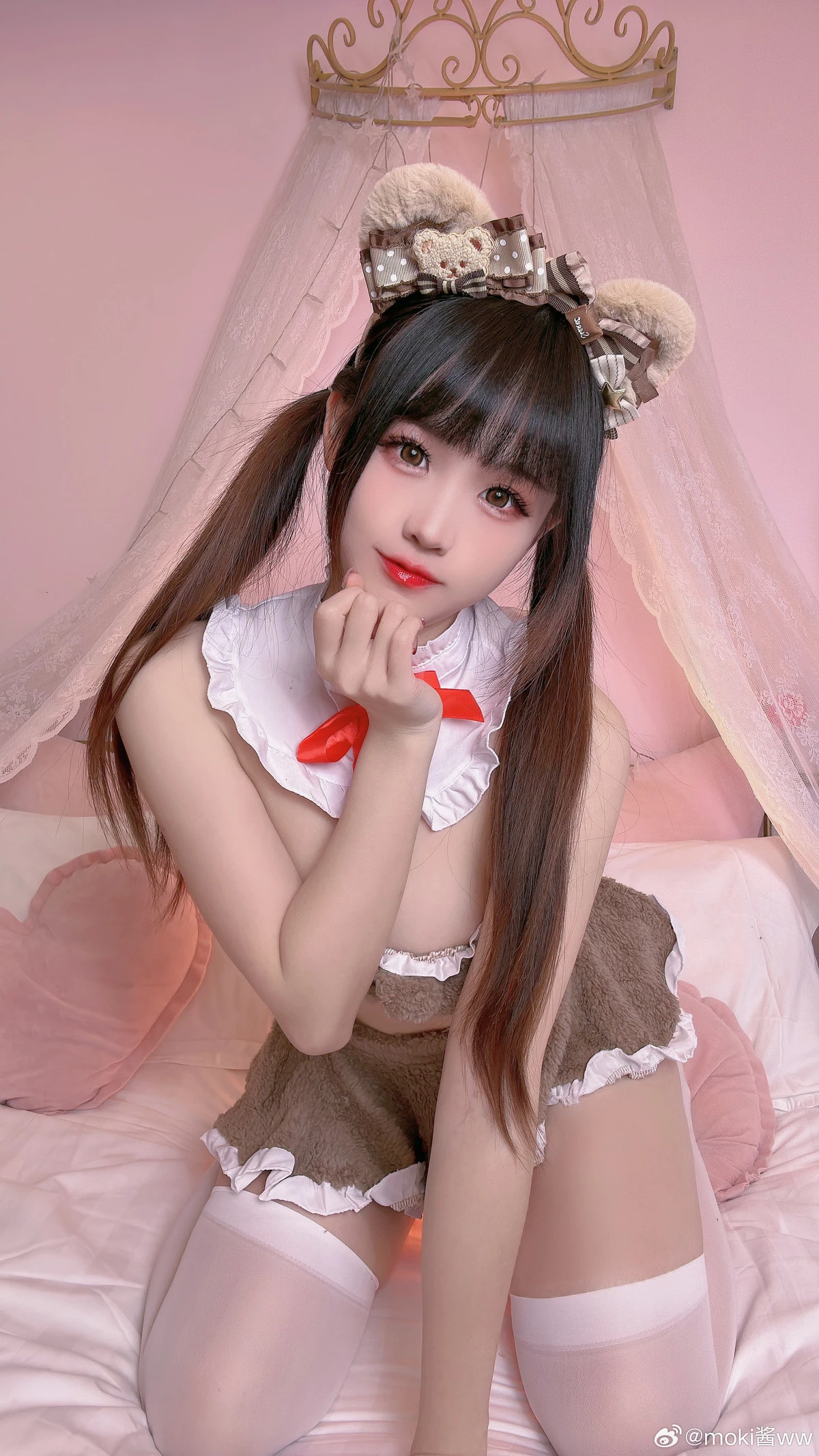 网络美女miko酱ww微博付费合集1主题性感蜘蛛侠服饰+内衣系列秀完美身材迷人诱惑写真360P