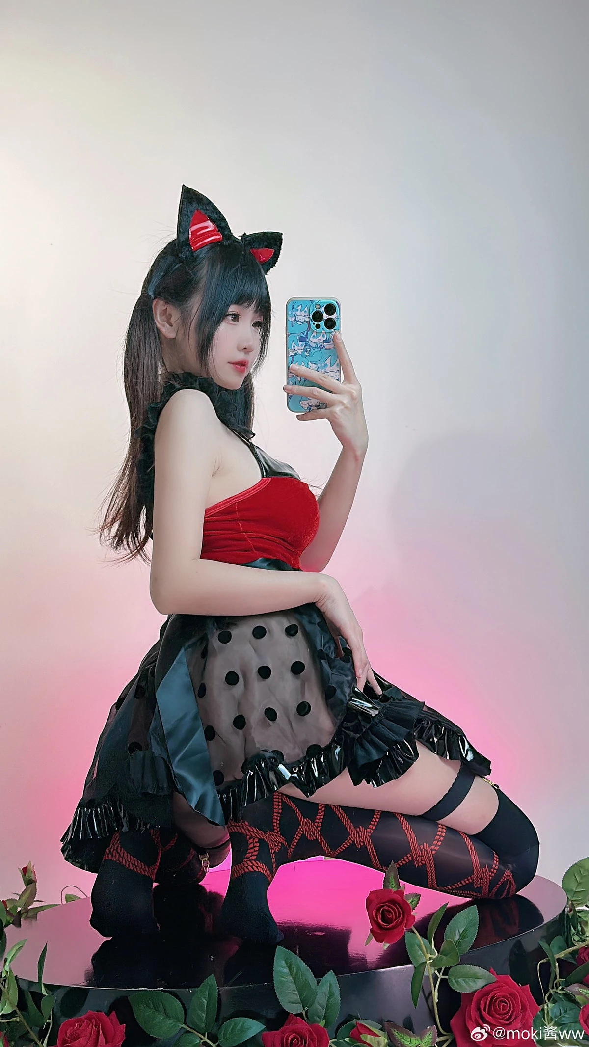 网络美女miko酱ww微博付费合集1主题性感蜘蛛侠服饰+内衣系列秀完美身材迷人诱惑写真360P