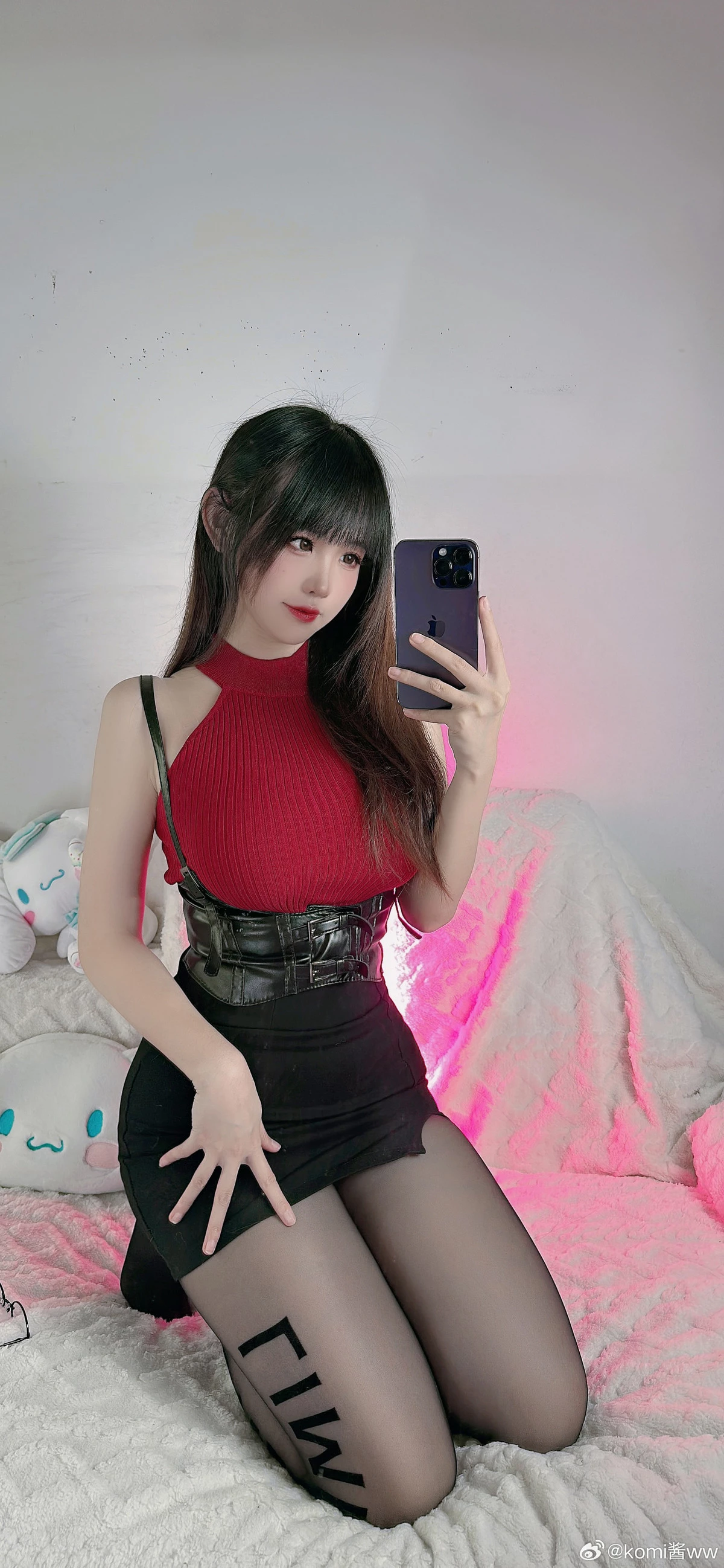 网络美女miko酱ww微博付费合集1主题性感蜘蛛侠服饰+内衣系列秀完美身材迷人诱惑写真360P