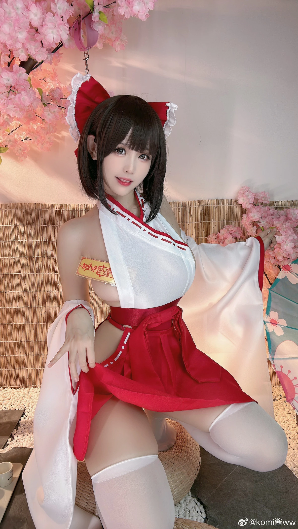 网络美女miko酱ww微博付费合集1主题性感蜘蛛侠服饰+内衣系列秀完美身材迷人诱惑写真360P