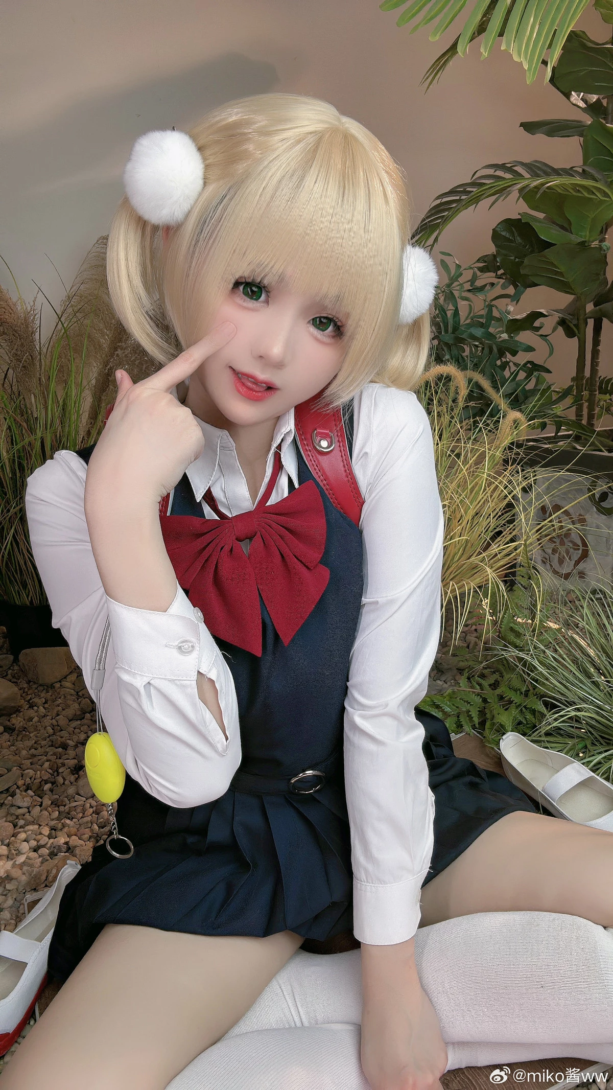 网络美女miko酱ww微博付费合集1主题性感蜘蛛侠服饰+内衣系列秀完美身材迷人诱惑写真360P