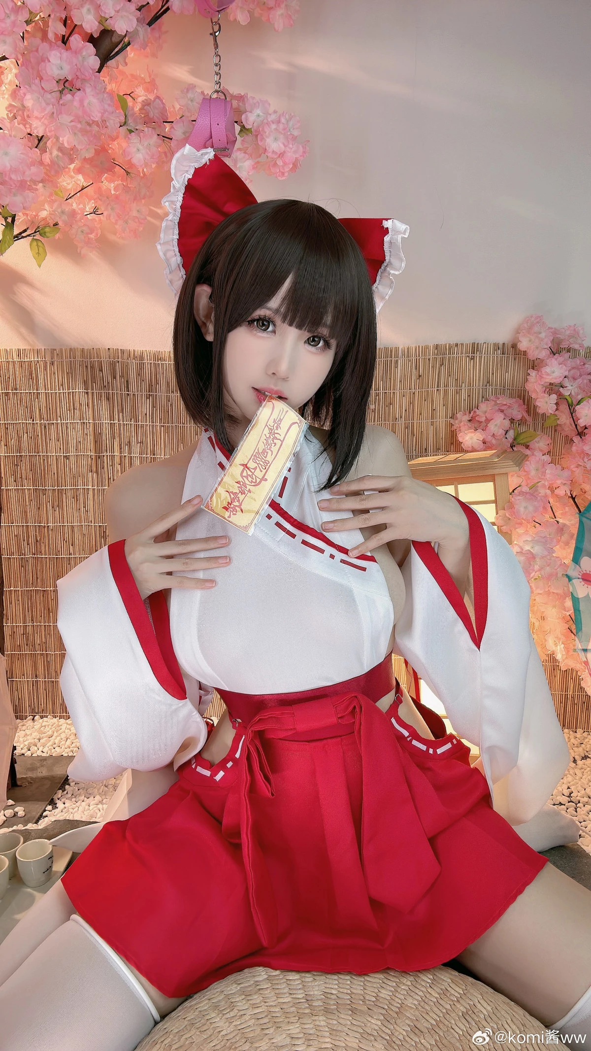 网络美女miko酱ww微博付费合集1主题性感蜘蛛侠服饰+内衣系列秀完美身材迷人诱惑写真360P
