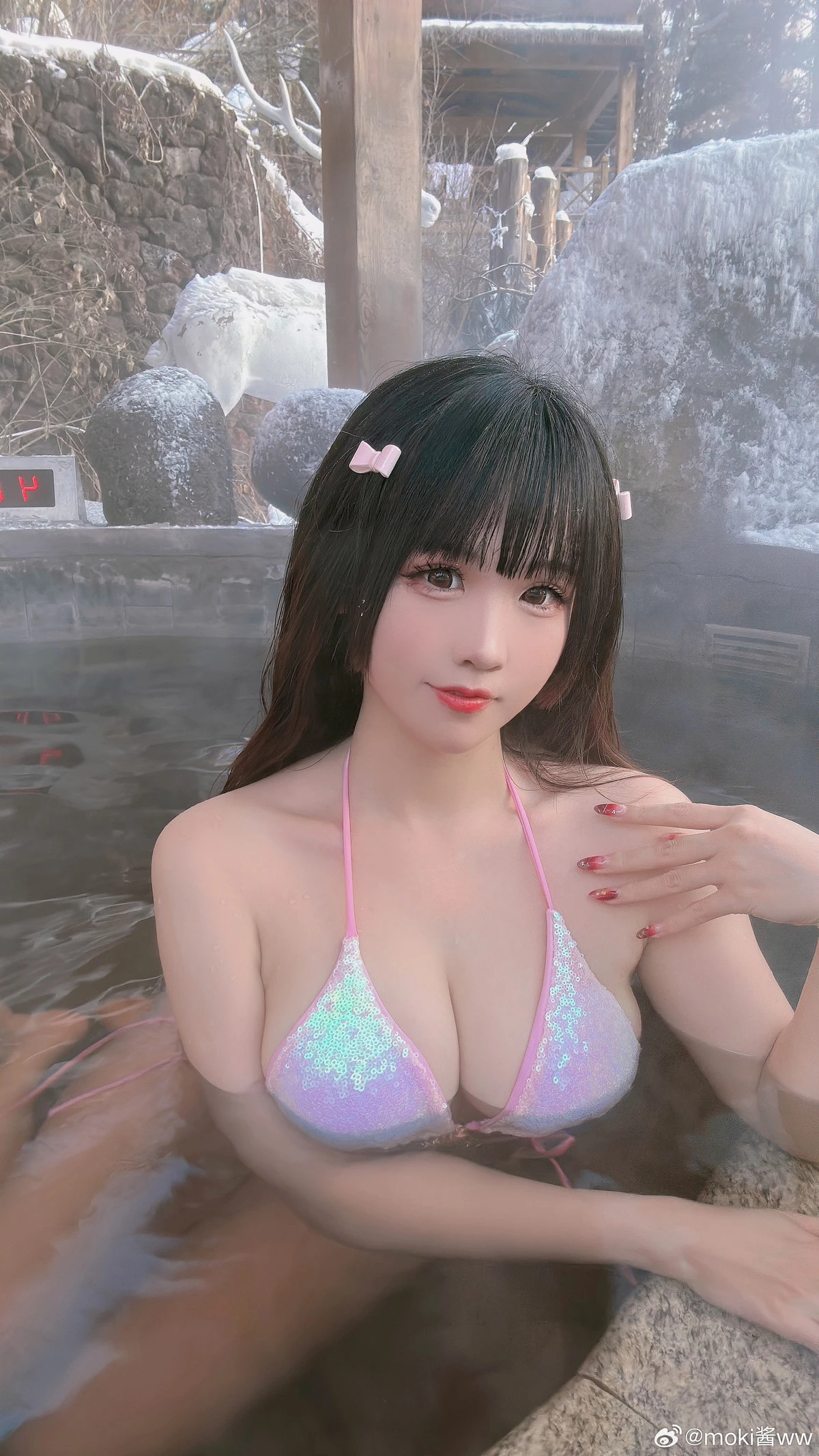 网络美女miko酱ww微博付费合集1主题性感蜘蛛侠服饰+内衣系列秀完美身材迷人诱惑写真360P