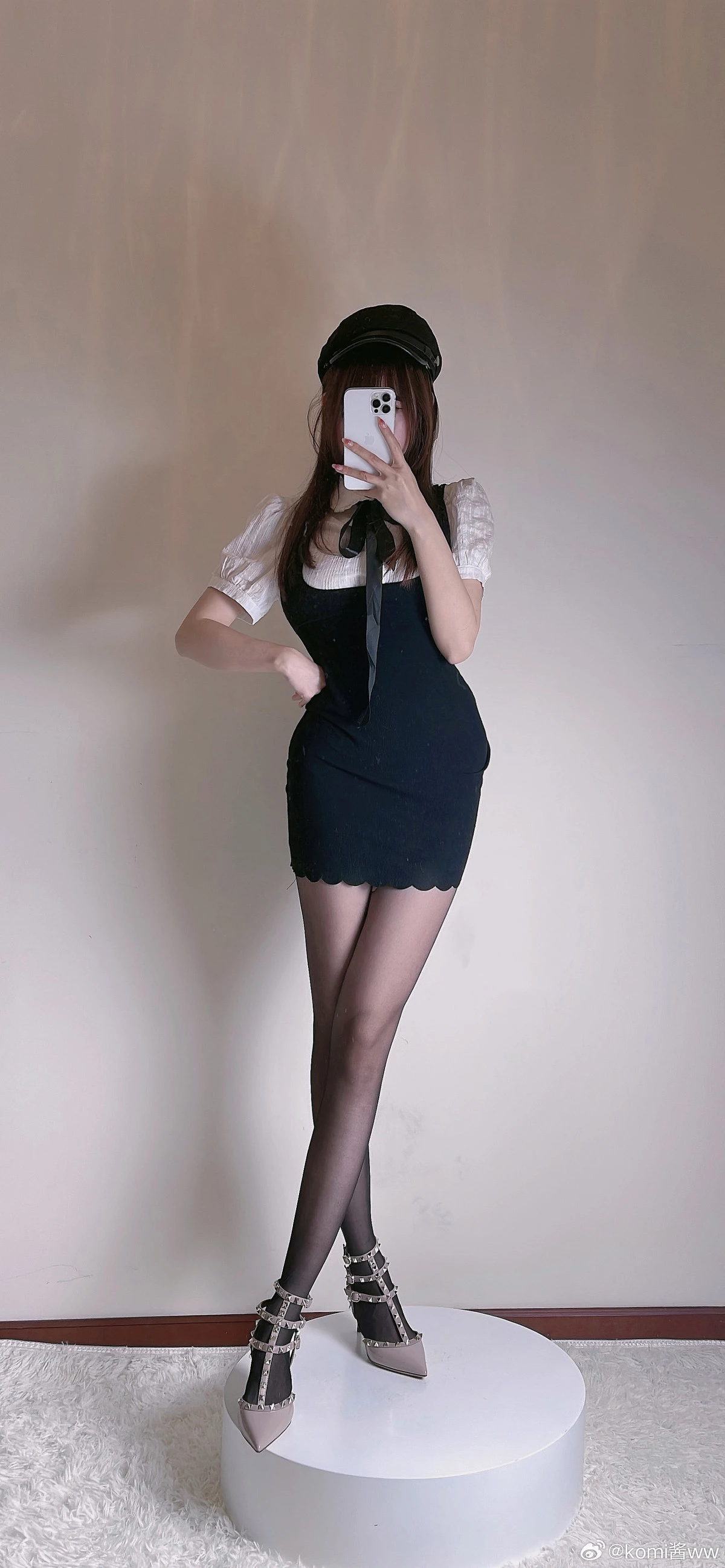 网络美女miko酱ww微博付费合集1主题性感蜘蛛侠服饰+内衣系列秀完美身材迷人诱惑写真360P