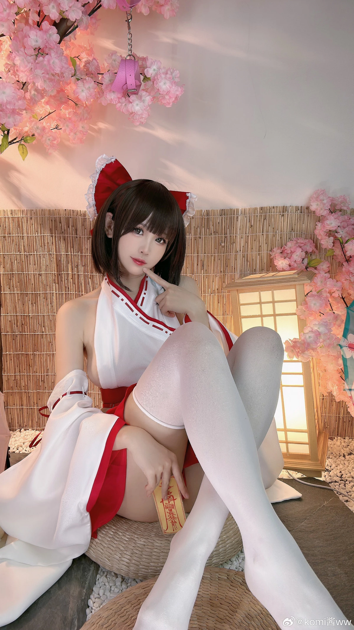 网络美女miko酱ww微博付费合集1主题性感蜘蛛侠服饰+内衣系列秀完美身材迷人诱惑写真360P