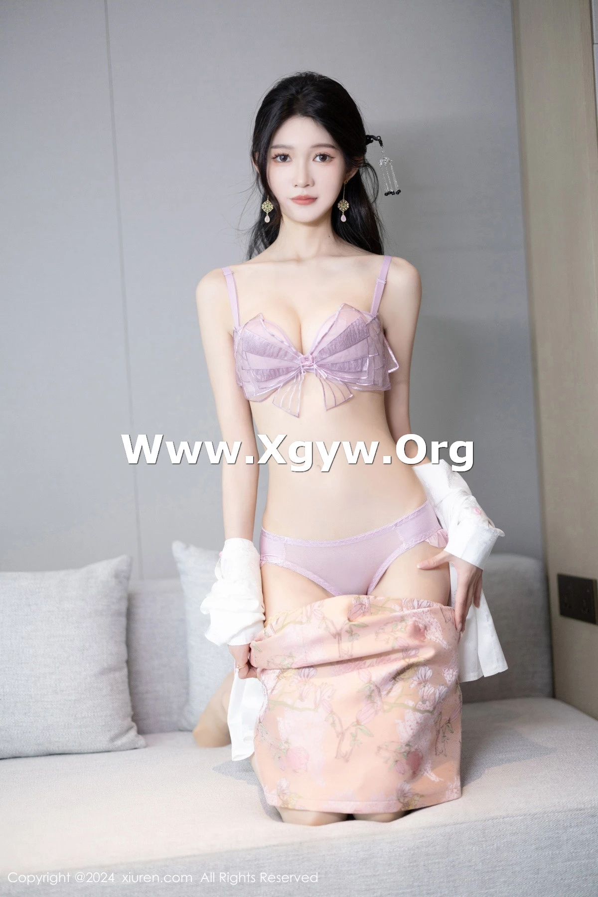 XiuRen第8347期_模特程程程私房性感紫色内衣配诱人丝袜秀曼妙身姿迷人诱惑写真85P