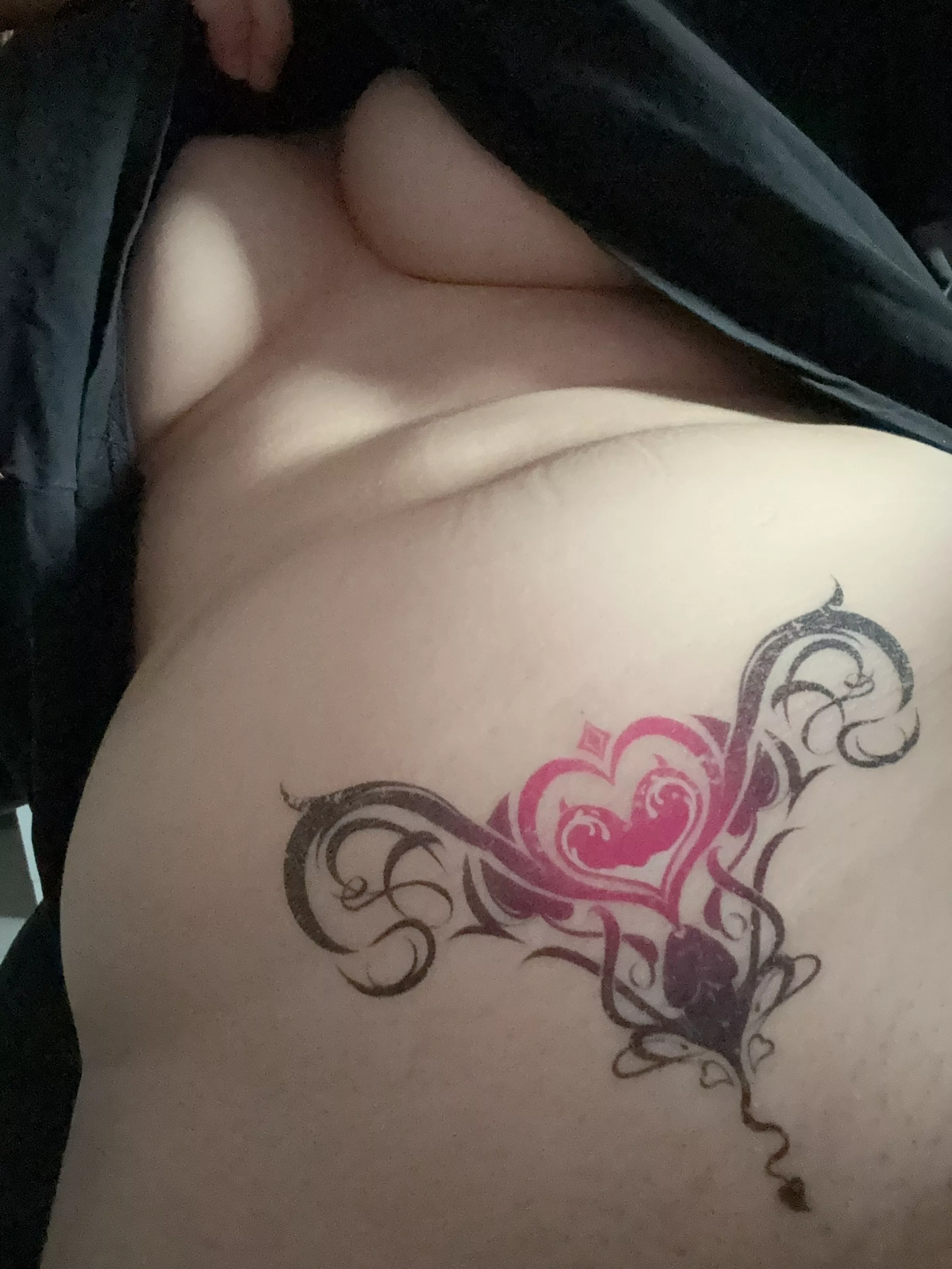 网络美女皮皮奶可可爱了啦赛博魅魔主题性感紫色皮质情趣服饰秀丰满身材惹火诱惑写真100P