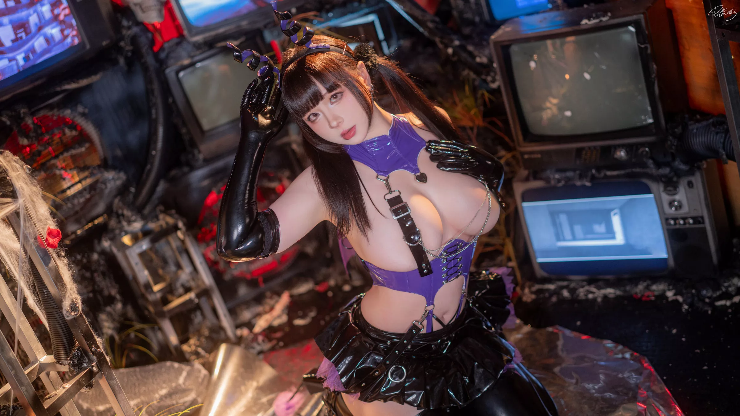 网络美女皮皮奶可可爱了啦赛博魅魔主题性感紫色皮质情趣服饰秀丰满身材惹火诱惑写真100P