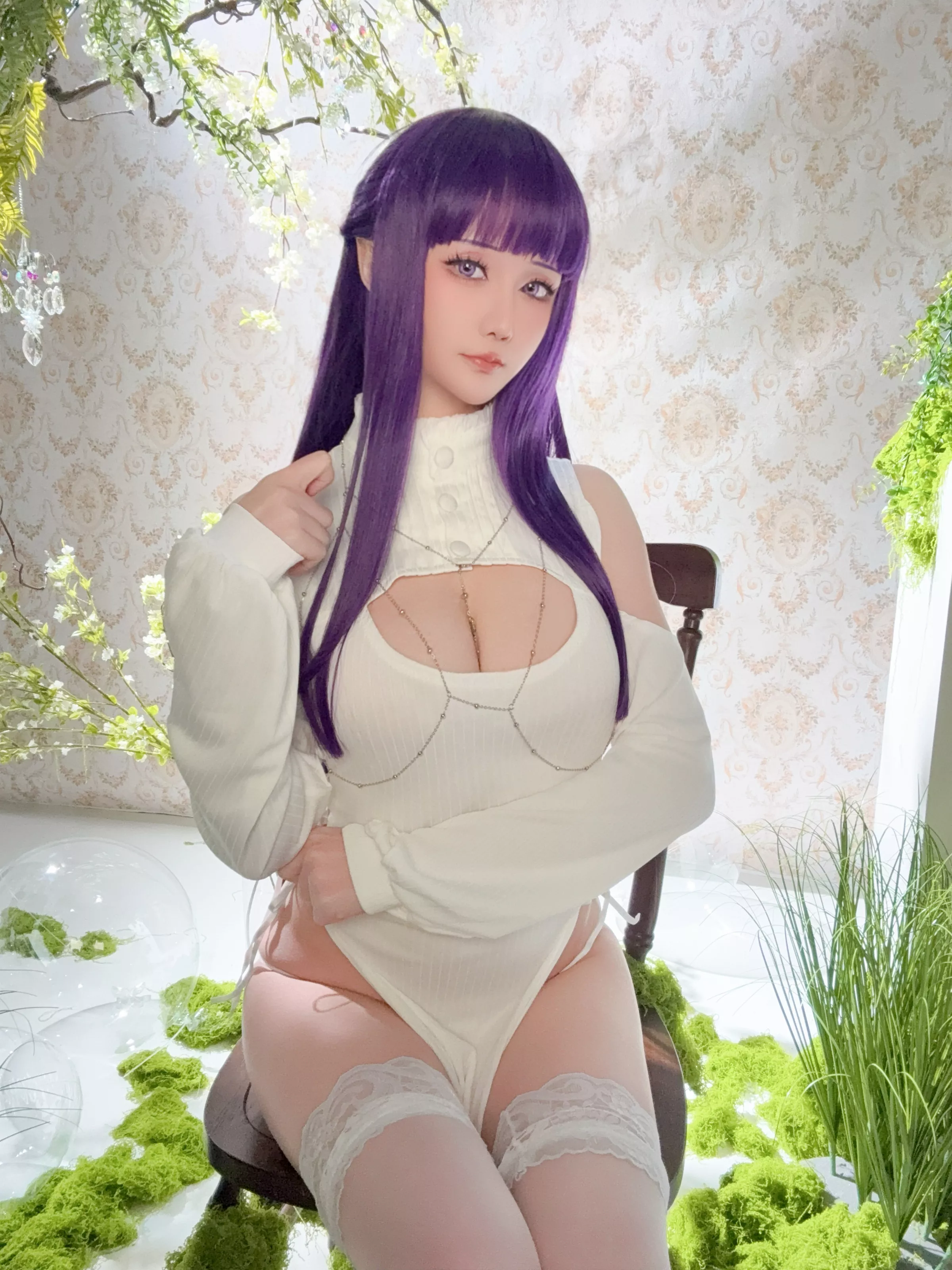 Coser小姐姐星之迟迟25年3月计划E菲伦同人主题白色旗袍配白丝袜秀完美身材性感写真67P