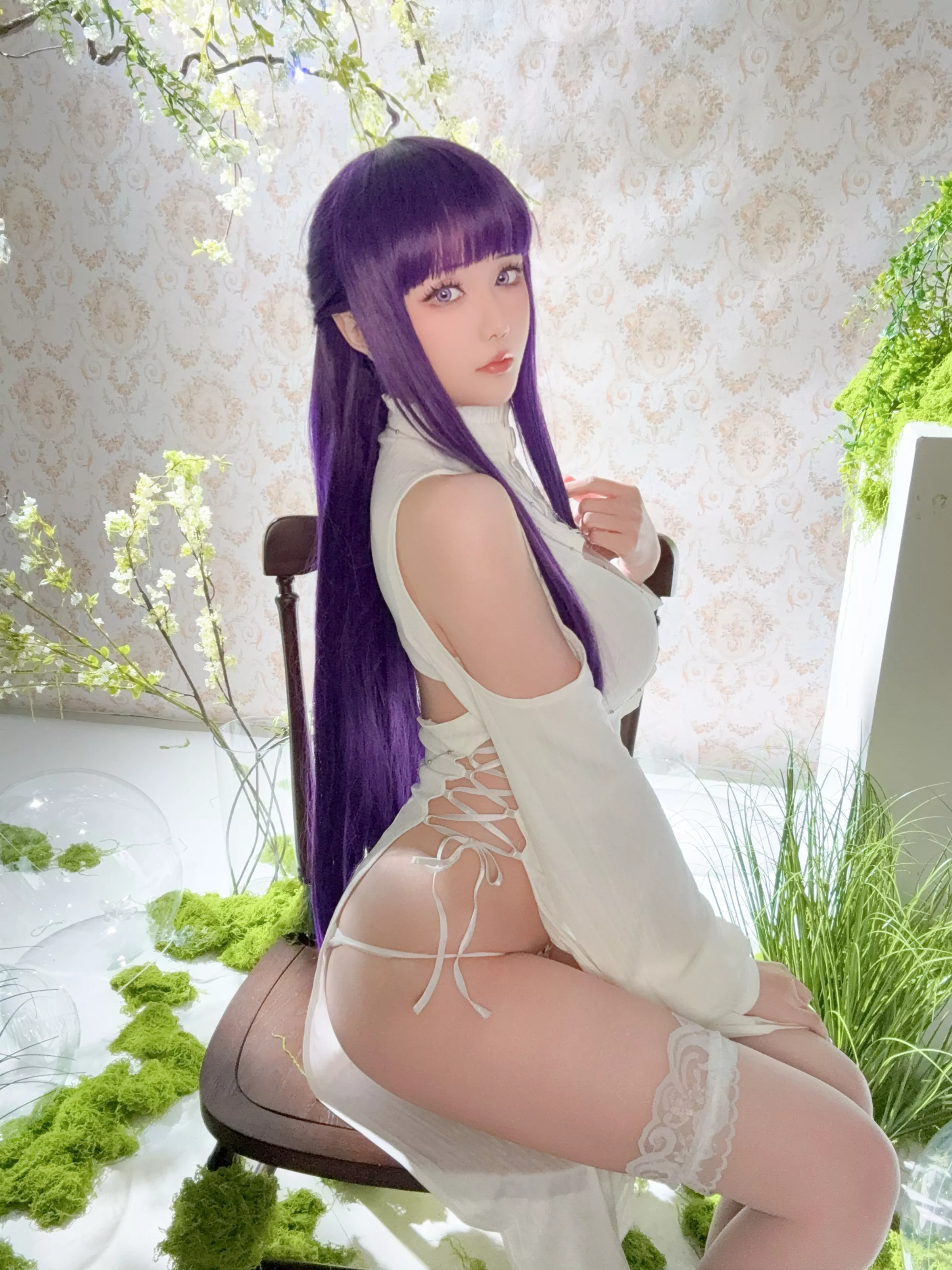 Coser小姐姐星之迟迟25年3月计划E菲伦同人主题白色旗袍配白丝袜秀完美身材性感写真67P