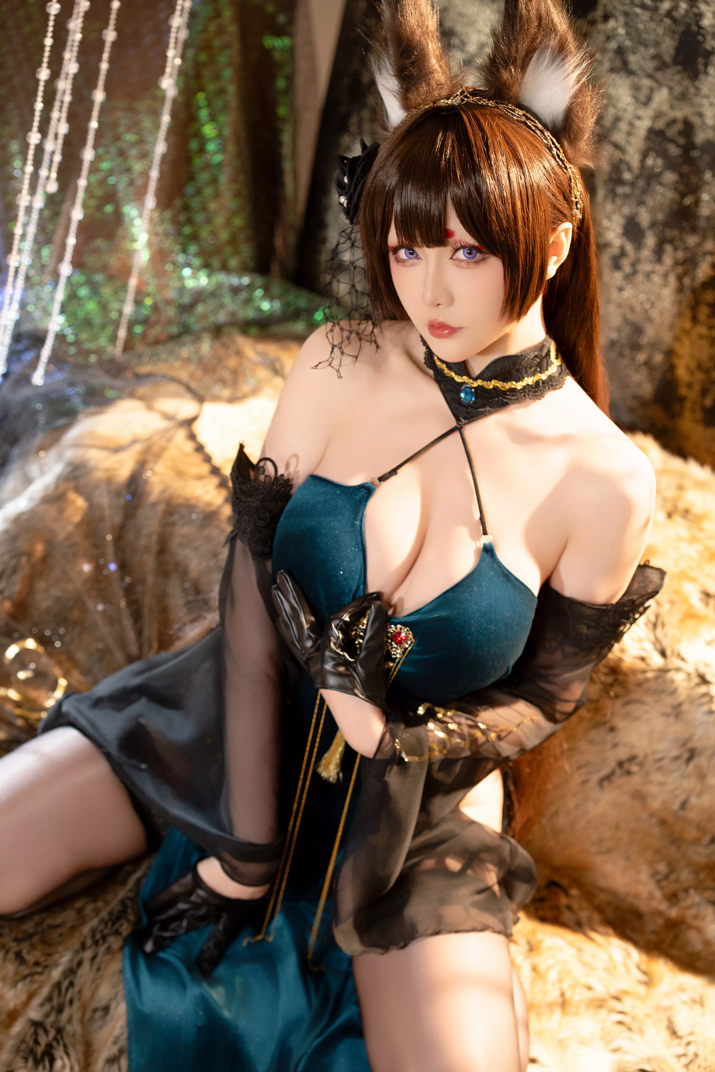 Coser小姐姐星之迟迟25年3月计划F碧蓝航线天城主题性感低胸服饰配黑丝吊袜秀美腿诱惑写真51P