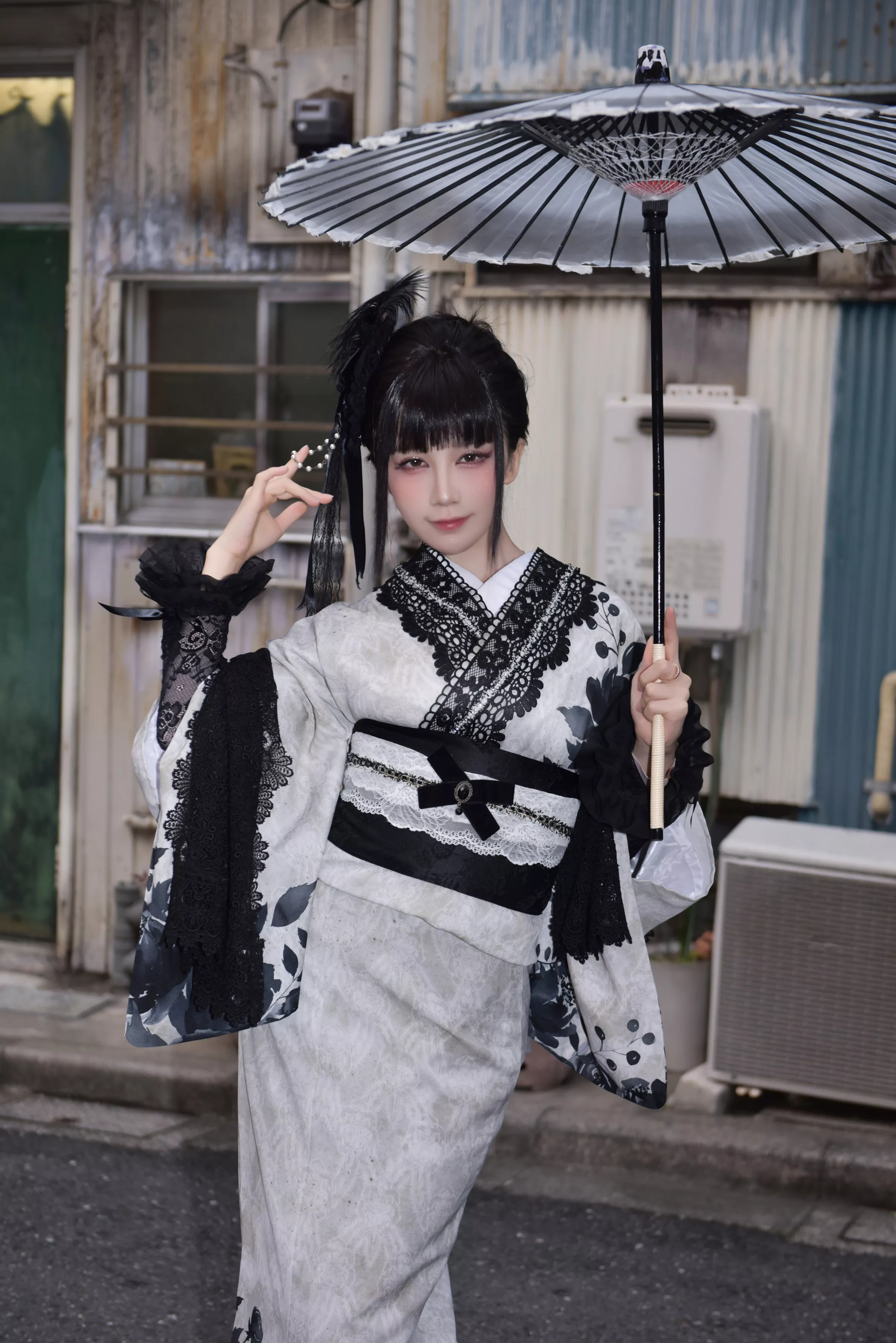 动漫博主水淼aqua黑色蕾丝和服+内衣主题性感黑色蕾丝内衣配黑丝吊袜秀完美身材诱惑写真69P