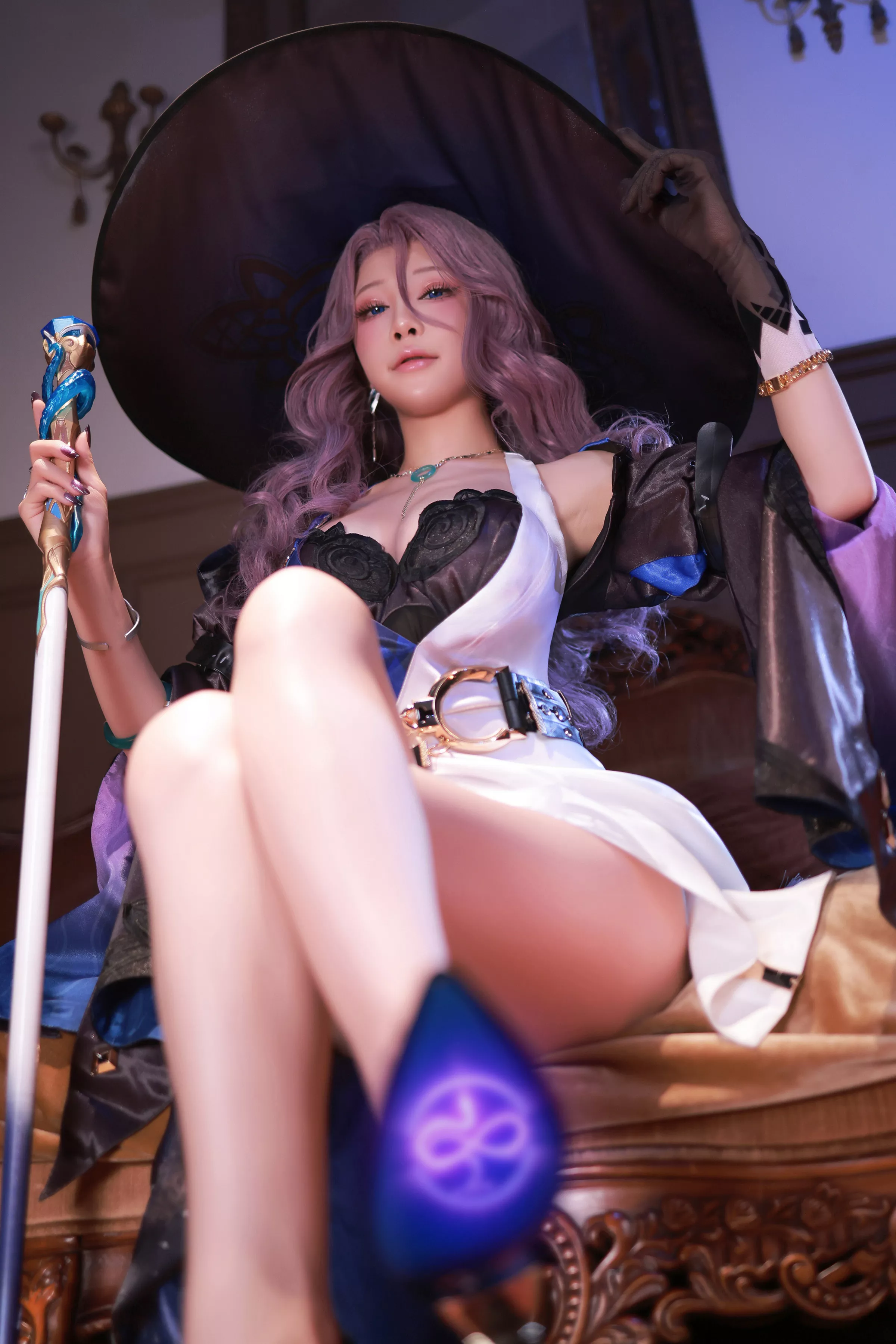 动漫博主水淼aqua崩坏：星穹铁道翡翠主题性感黑色内衣+蓝色情趣内衣秀惹火身材诱惑写真62P