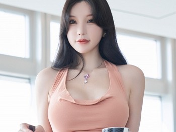 XiuRen第5881期_女神周于希Sally心愿旅拍性感粉色长裙+白色薄纱惹火诱惑写真80P
