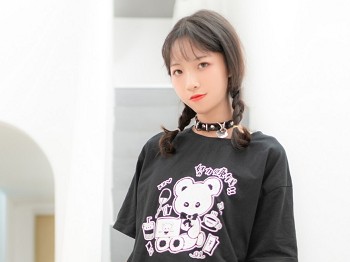 网络美女西瓜少女JK双拼袜主题性感百褶裙下黑色网袜加丝袜秀美腿迷人写真36P