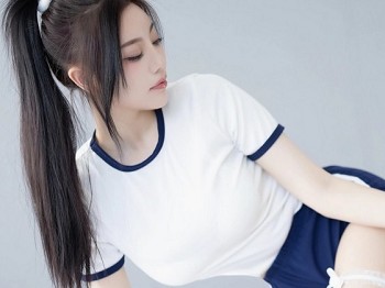 XiuRen第6337期_女神杨晨晨Yome白色收身衣配蓝色短裤秀丰腴身材完美诱惑写真86P