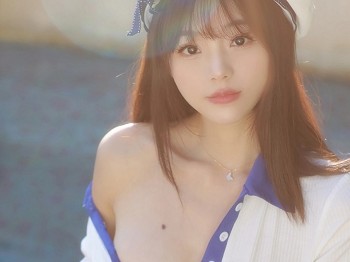 XiuRen第6686期_模特佘贝拉bella泳池性感白色海军服半脱秀完美身材诱惑写真67P