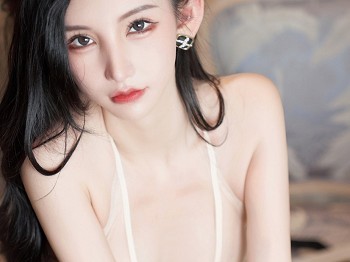 XiuRen第7157期_女神周于希Sally办公室剧情肉色薄透连体衣秀火辣身材诱惑写真100P