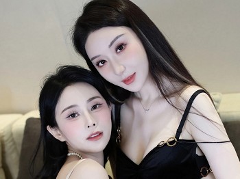 XiuRen第7563期_模特合集女神田兮白半脱性感黑色吊裙露黑色内衣迷人诱惑写真67P