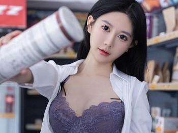 XiuRen第7684期_模特幼幼性感灰色短裙制服露紫色蕾丝内衣秀完美身姿诱惑写真80P