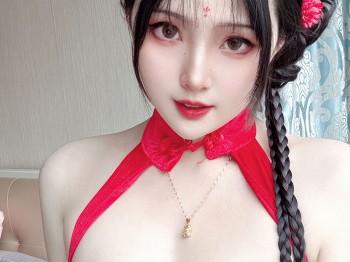网络美女Natsuko夏夏子龙年新春主题私房性感红色情趣服饰配黑丝吊袜秀曼妙身姿诱惑写真45P
